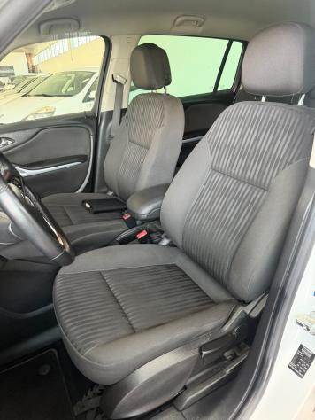 Opel Zafira Tourer 1.6 CDTi 7 POSTI - Foto 8
