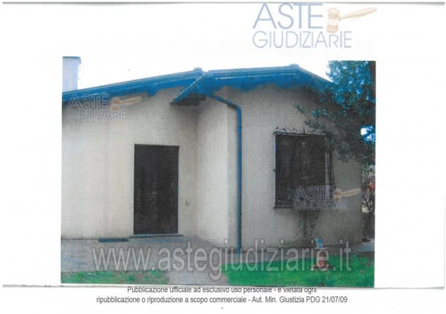 IMMOBILI-IMMOBILE RESIDENZIALE-Piazza Martiri della Libertà, 3, 00076 Lariano RM, Italia