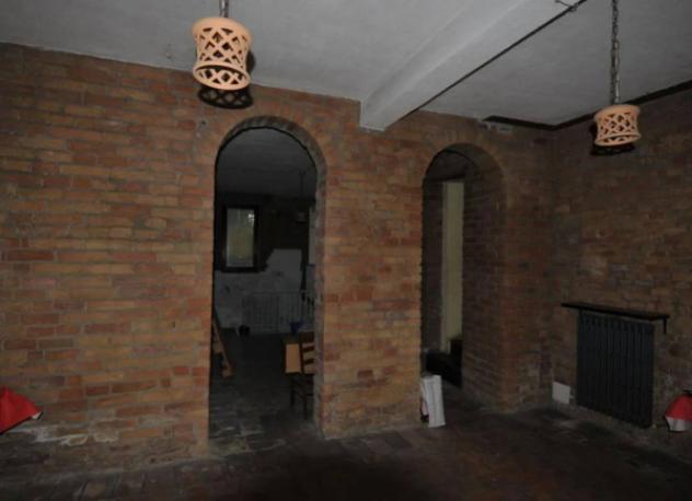 Immobile in asta di 196 m² con più di 5 locali in vendita a Perugia - Foto 4