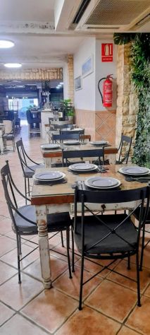 RISTORANTE CON STILE UNICO NEL CENTRO DI ELCHE VALENCIA SPAGNA - Foto 4