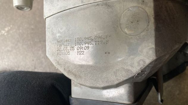 Fanali posteriori Volkswagen Touran del 2005 - Foto 4