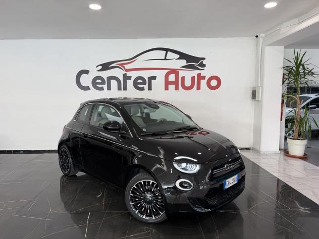 FIAT 500 Electric La Prima 3+1 - Foto 3