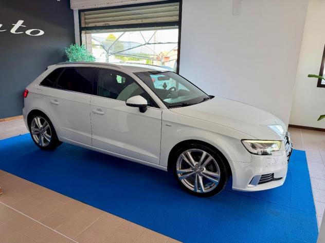 AUDI - A3 - 2.0 TDI S tronic S-Line - Foto 4