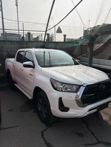 Toyota Hilux 2.8 D-4D 48V A/T 4WD DC Lounge - Foto 4