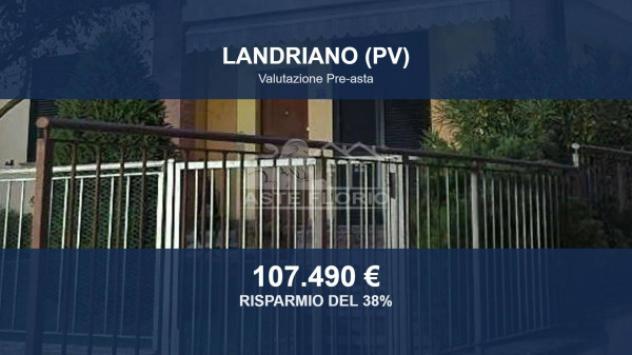 Immobile in asta di 92 m², box auto in vendita a Landriano