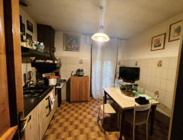 Immobile in asta di 186 m² con più di 5 locali in vendita a Longone Sabino - Foto 3