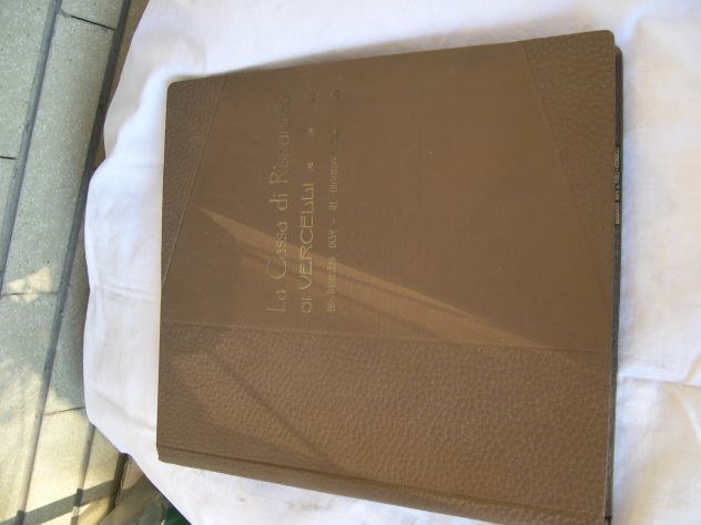 Libri antichi - Cassa di risparmio di Vercelli 31.12.1852-31.12.1928 - Foto 2