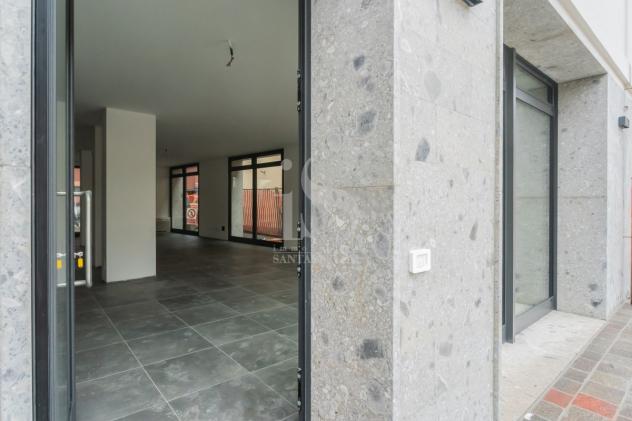 NEGOZIO di 3 vani e di 155 mq (VIMERCATE) rif. N3 FANESHOME