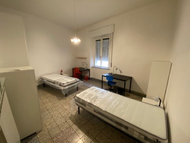 CENTRALISSIMO, VICINO TUTTE FACOLTA', OFFRO POSTO LETTO IN AMPIA CAMERA DOPPIA - Foto 5