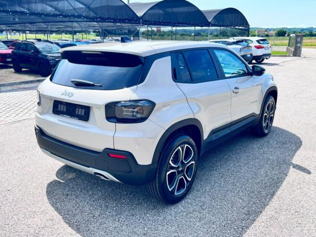 Jeep Avenger 1.2 Turbo 110 CV MHEV Summit - Foto 4
