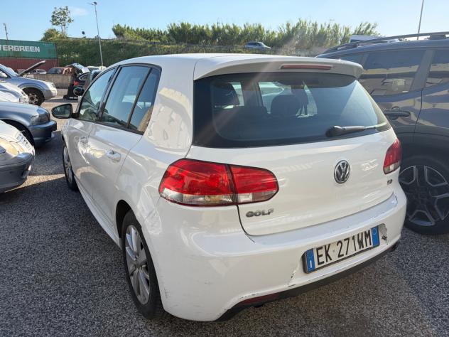 Volkswagen Golf 1.6 TDI DPF 5p. Highline - Foto 4