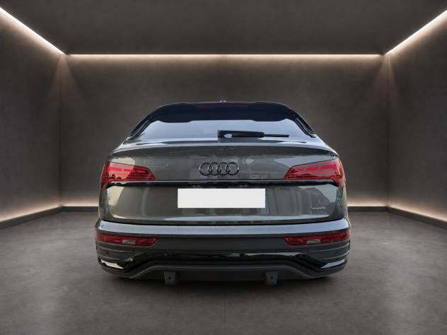Audi Q5 Sportback SPORTBACK 40 TDI 204 CV S tronic quattro Black Line Edition - Foto 4