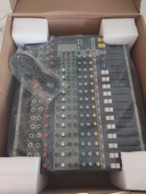 Mixer Soundcraft EFX 12 processore effetti 24-bit - Foto 2
