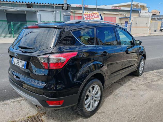 FORD Kuga 1.5 TDCI 120CV 2WD Business - 2017 - Foto 6
