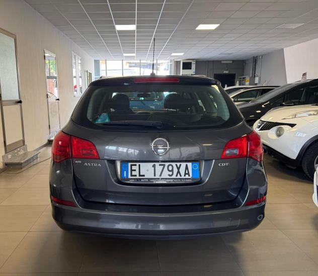 Opel Astra 1.7 CDTI 110CV Sports Tourer Cosmo - Foto 5