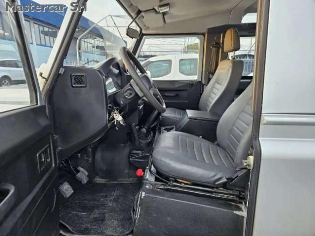 LAND ROVER Defender 90 2.4 td S 122cv - 4 POSTI - A/C clima - ZA461YC rif. 23824306 - Foto 10