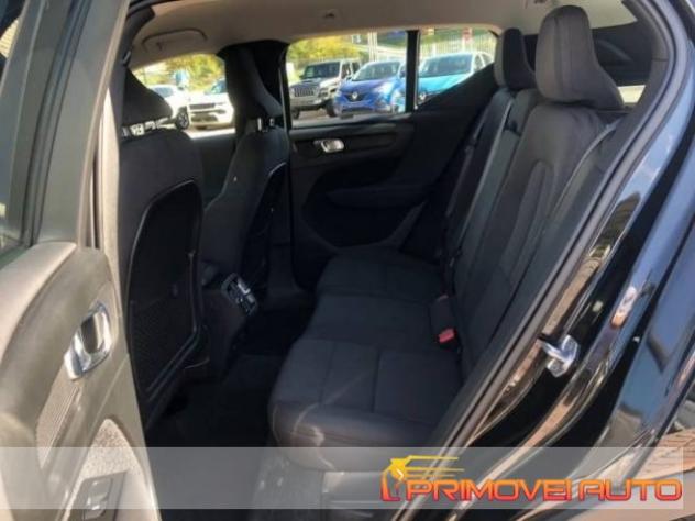 VOLVO XC40 B4 AWD Geartronic Momentum Pro rif. 19105153 - Foto 3