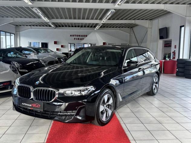 BMW Serie 5 520 d TOURING BUSINESS LED NAVI VIRTUAL APPLE ASSIST - Foto 4