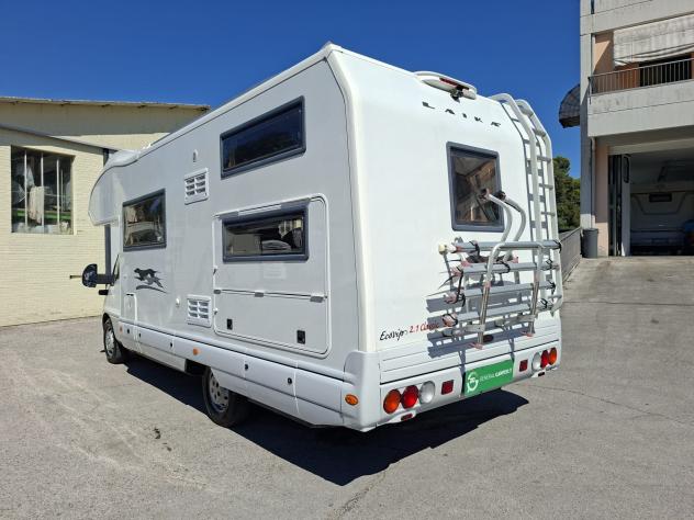 CAMPER LAIKA DUCATO MANSARDATO 7 POSTI DOPPIA DINETTE LETTI CASTELLO FOTOVOLTAICO CAMPEGGIO USATI GENERALI 1654 - Foto 3