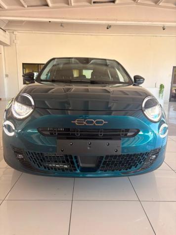 FIAT 600 Hybrid 110 CV DCT MHEV Serie Speciale rif. 24040271 - Foto 2