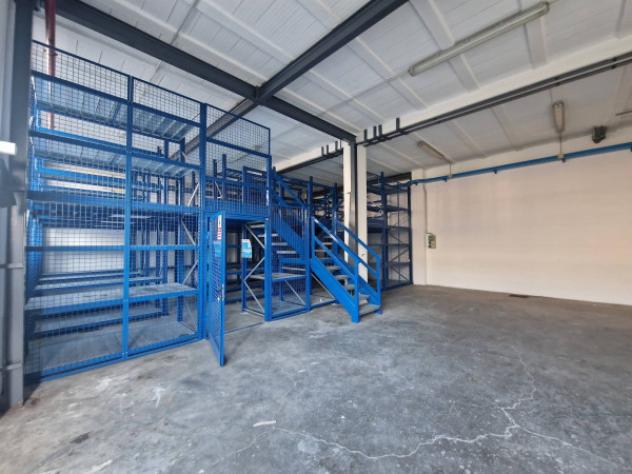 Immobile di 130 m² con 1 locale in affitto a Rho - Foto 10