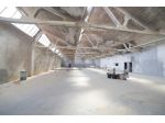 Truggio vendesi capannone di 700 open space