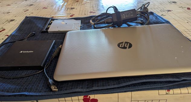 NOTEBOOK HP 15-ba097nl (2017) 15.6 POLLICI