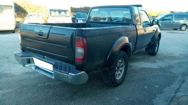Nissan Navara (D22) 2.5 TD 130CV 4WD Cabina Singola - Foto 6