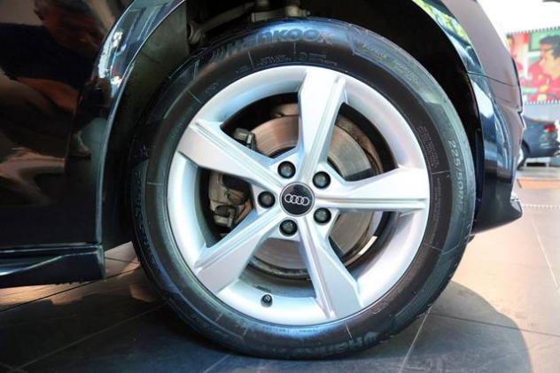 AUDI A4 30 TDI Avant S-Tronic Business Advanced rif. 23842422 - Foto 6