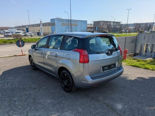 PEUGEOT 5008 BlueHDi 120 S&S Active 7 POSTI rif. 23999772 - Foto 2