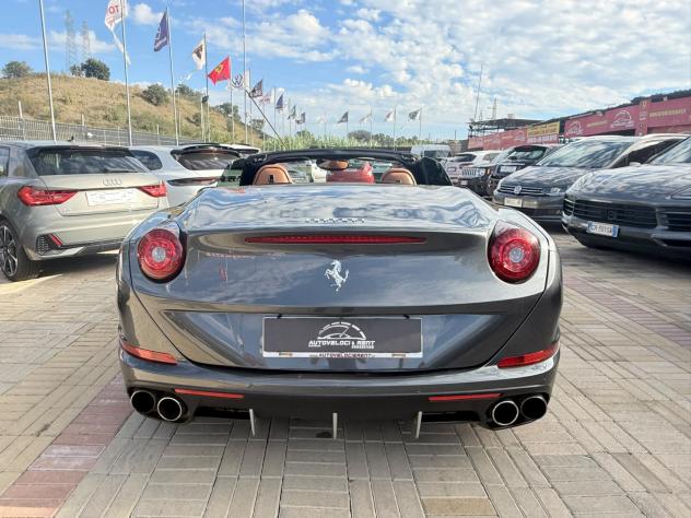 Ferrari California T DCT - Foto 6