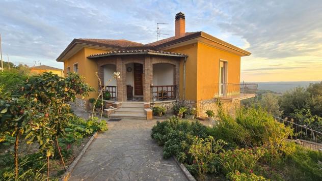 Villa in vendita a Montecchio