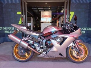 YAMAHA YZF R1 my 03