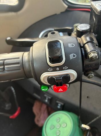 SCOOTER AUTO ELETTRICA NO TARGA NO RCA OTTIMA PER ZTL. STARDE BUS E TAXI - Foto 4
