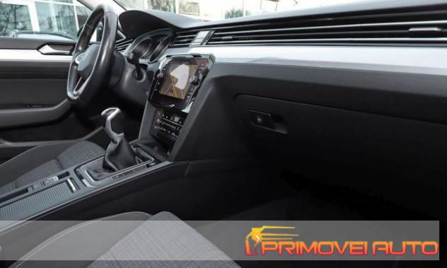 VOLKSWAGEN Passat Variant 1.5 TSI ACT Business rif. 20727565 - Foto 3