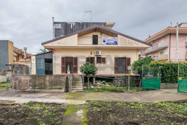 Casa Indipendente in vendita a Aci Sant'Antonio, Santa Maria La Stella