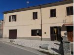 Nel paese storico di Selvena; dove si trovano negozi di prima necessita una &hellip;