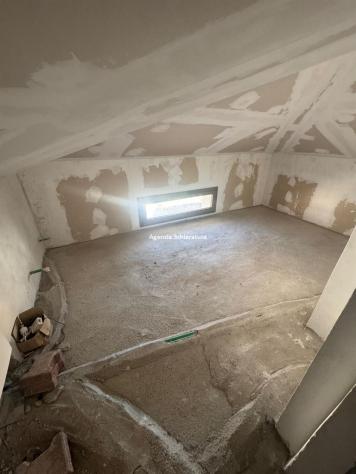 Borgo Santa Maria vendesi appartamento con mansarda e posto auto - Foto 14