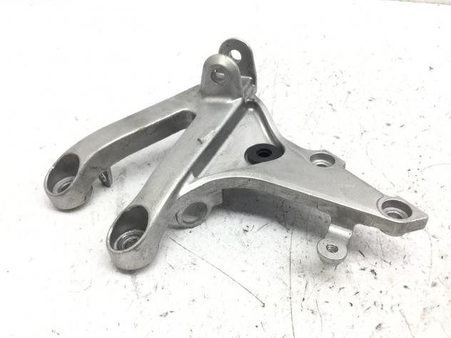 HONDA CBR RR ABS KM0 600 STAFFA SUPPORTO PEDANA ANTERIORE DESTRA 2024 2026 - Foto 2