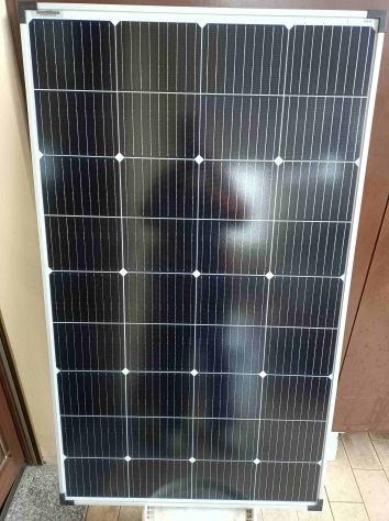 Vendo Pannello solare monocristallino 150 W 12V