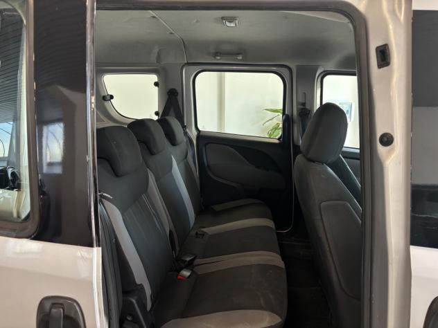 Fiat Doblo Dobl1.6 MJT 16V 120CV Lounge - Foto 8