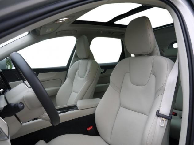Volvo XC60 XC60 2.0 b4 Plus Bright auto - Foto 10
