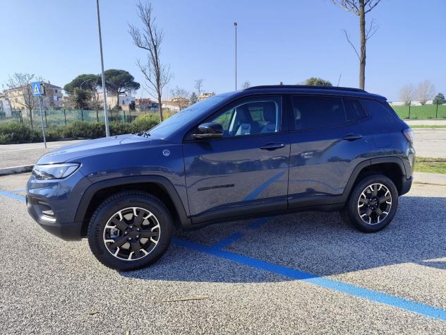 Jeep Compass 1.3 T4 240CV PHEV AT6 4xe Trailhawk - Foto 8