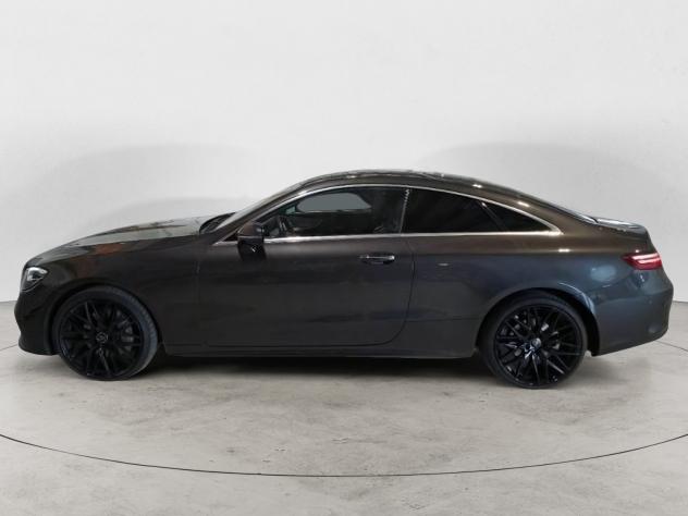 Mercedes-Benz Classe E E220 d 4MATIC Premium Plus - Foto 4