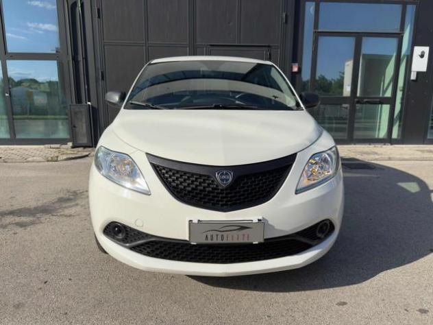 LANCIA Ypsilon 1.2 69 CV 5 porte Platinum rif. 23992034 - Foto 2