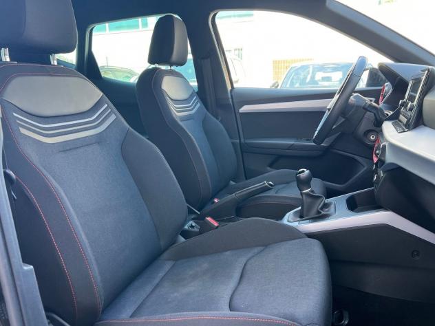 SEAT Arona 1.0 ecotsi FR 95cv - Foto 10