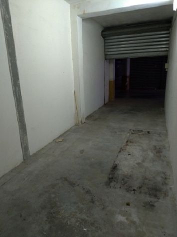 POMEZIA (RM) zona centrale Via Della Tecnica box auto per complessivi mq. 22 ca - Foto 4