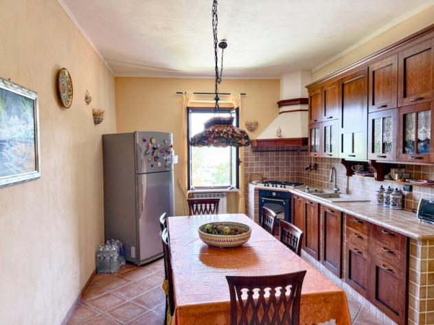 APPARTAMENTO INDIPENDENTE di 4 vani e di 83 mq (CAPOLIVERI) rif. 123 - Foto 4