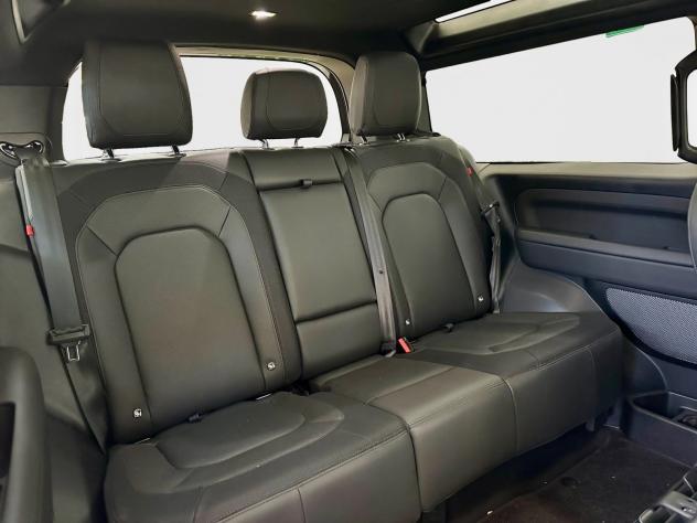 Land Rover Defender 3.0D I6 300 90 X-Dynamic HSE AWD auto. - Foto 5