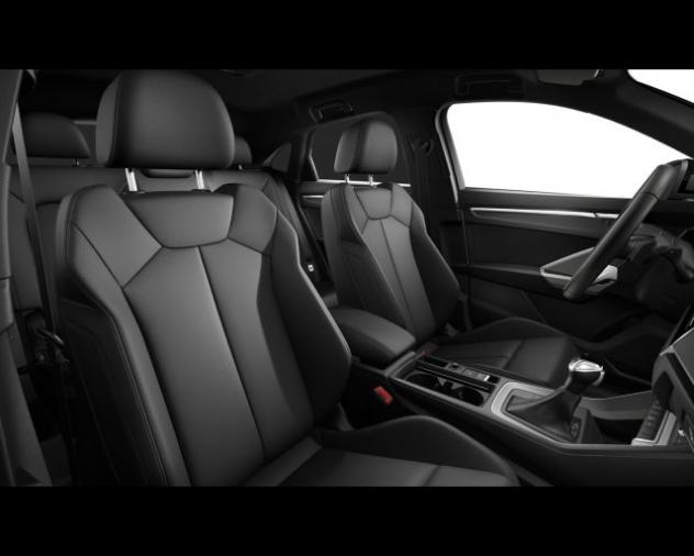 AUDI Q3 SPORTBACK 35 TFSI S-TRONIC IDENTITY BLACK rif. 23022294 - Foto 5